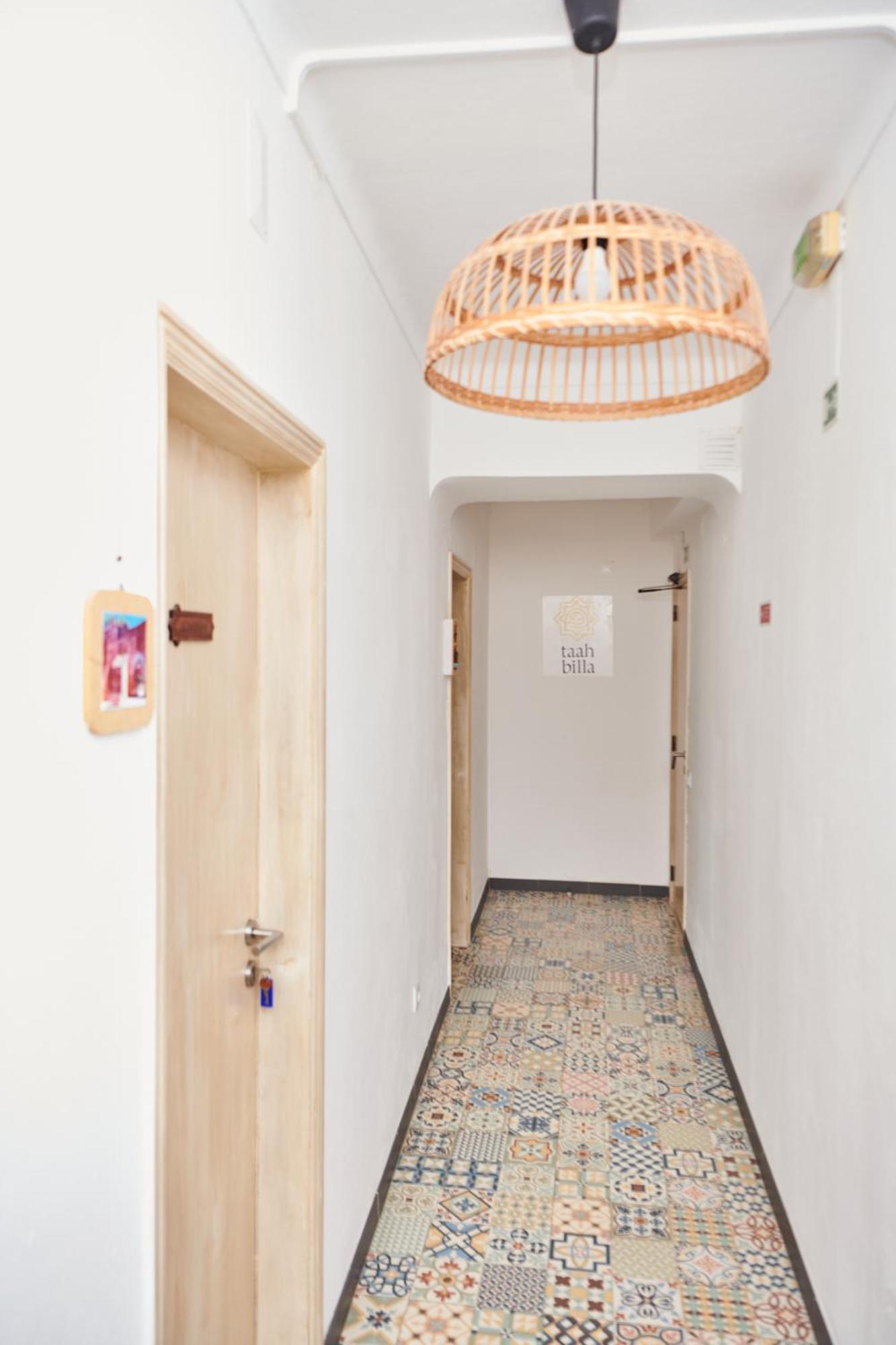 Taah Billa Guest House ตาวิรา ภายนอก รูปภาพ